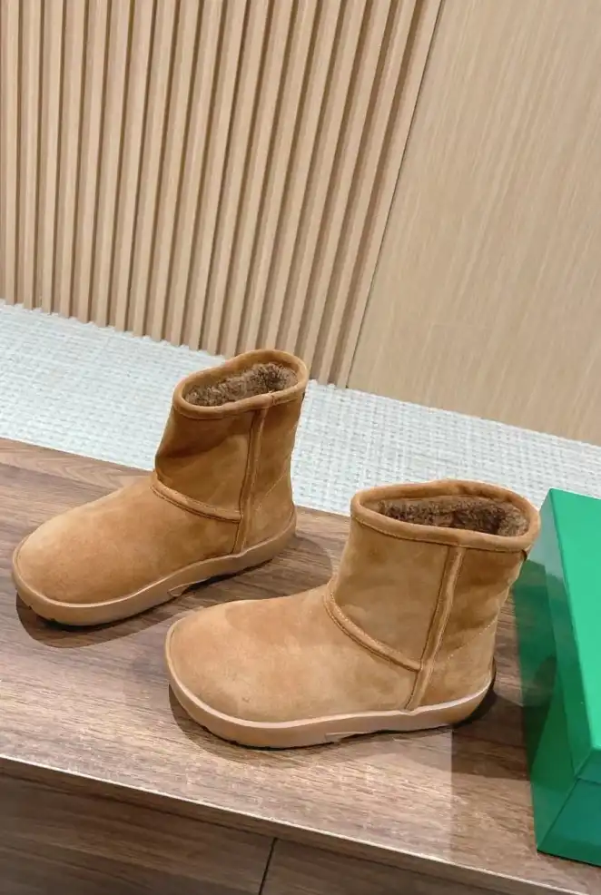 hype Bottega Veneta Boots