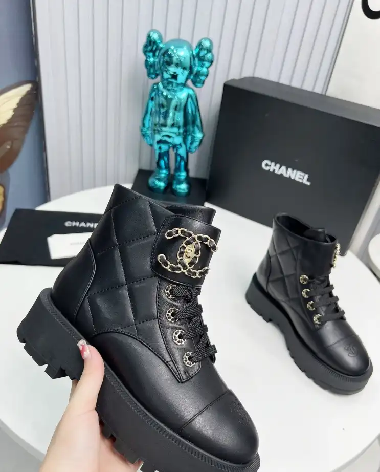 hype Chanel Boots