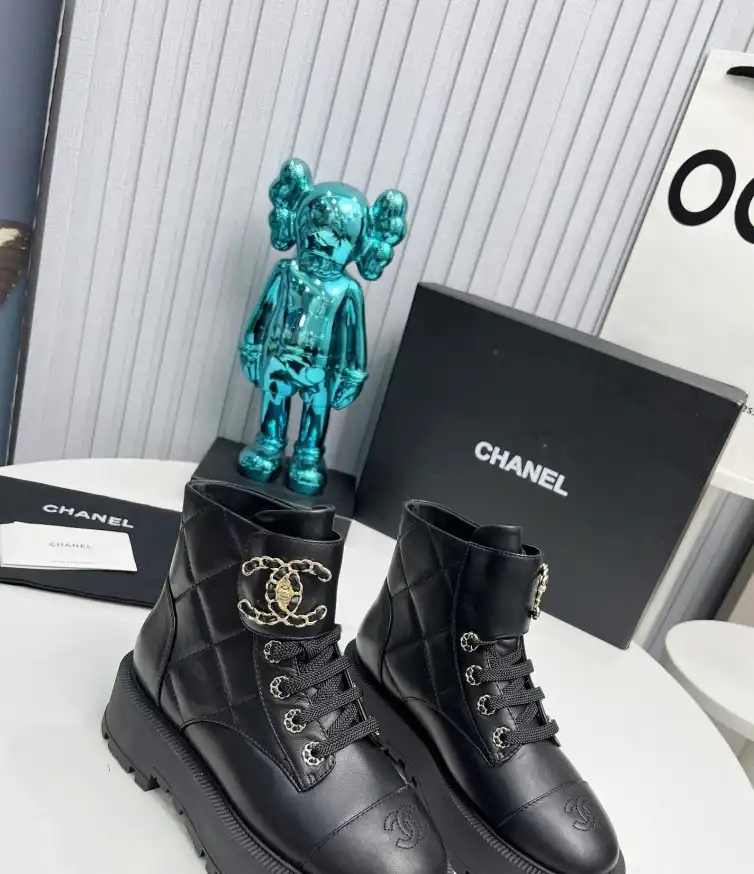 hype Chanel Boots