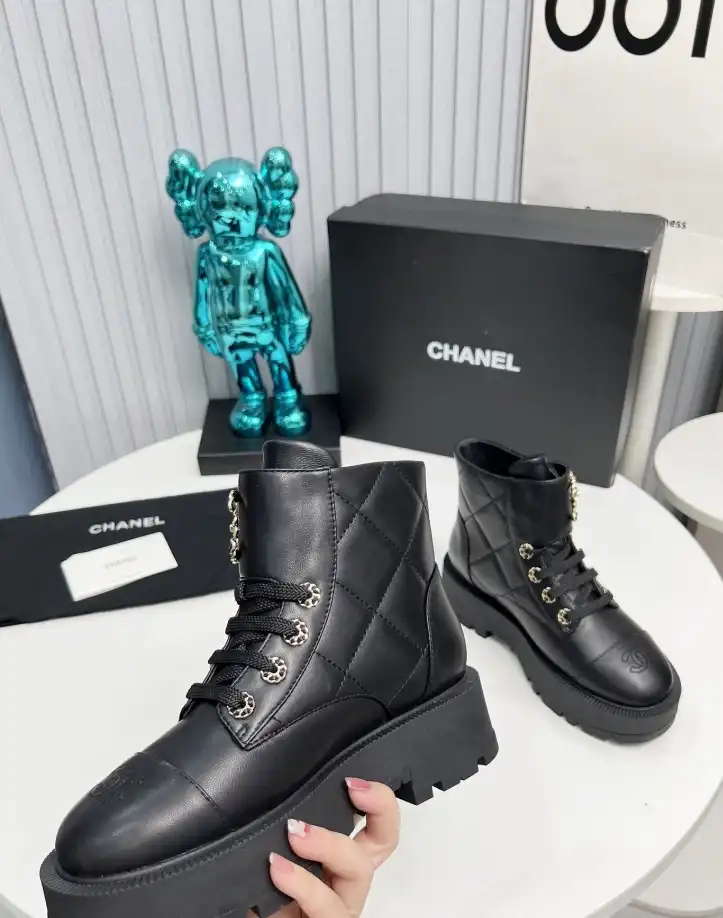 hype Chanel Boots