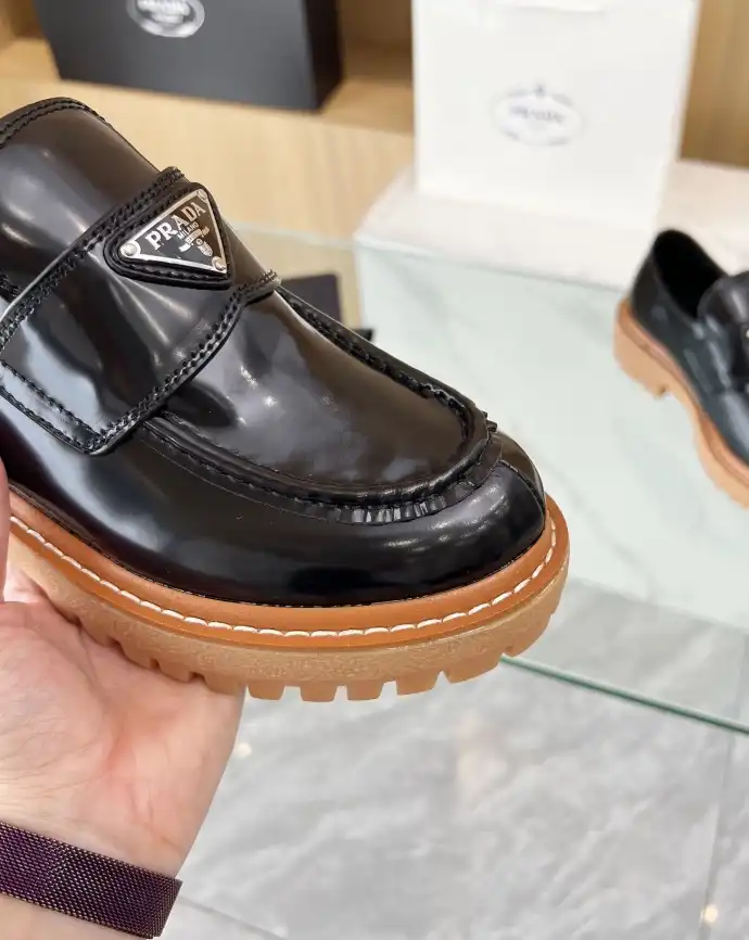 hype Prada Leather Shoes