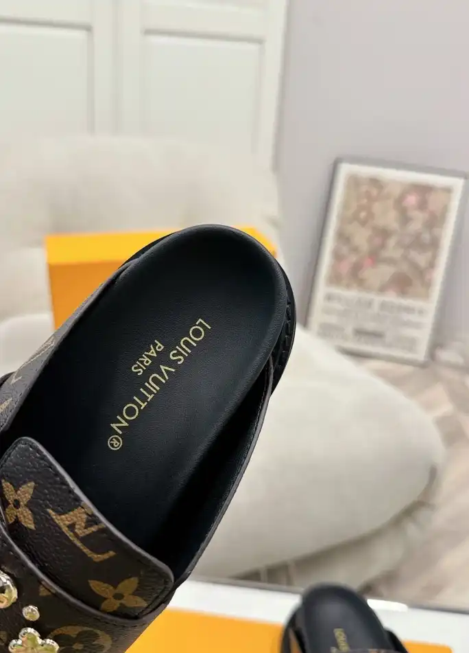 hype LV Slippers