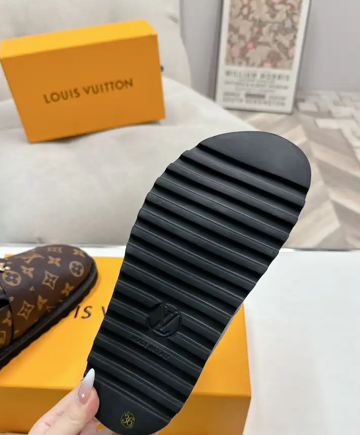 hype LV Slippers