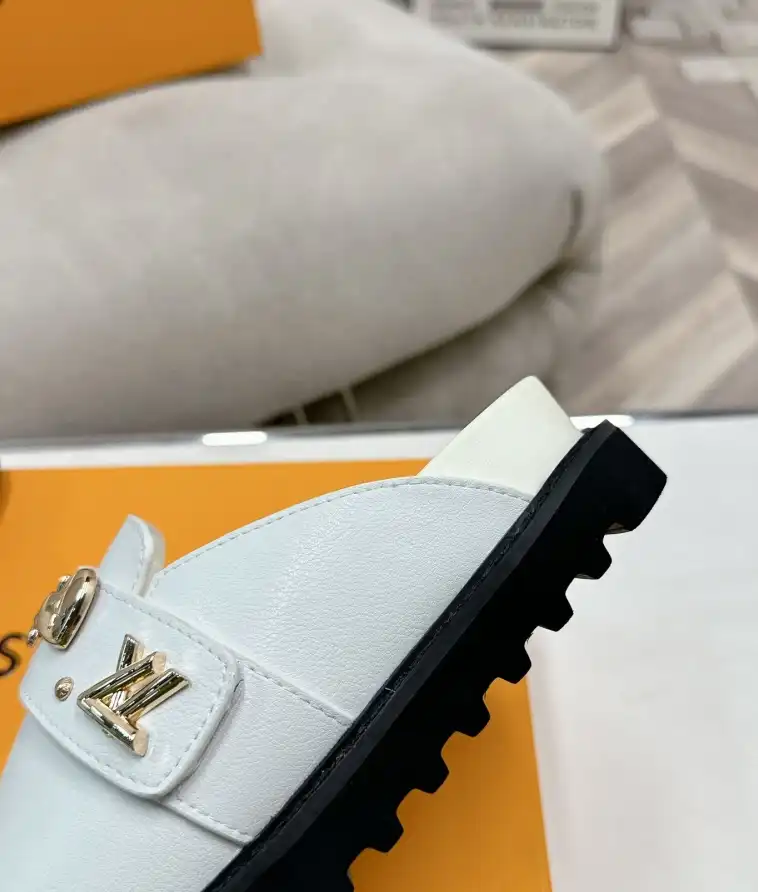 hype LV Slippers