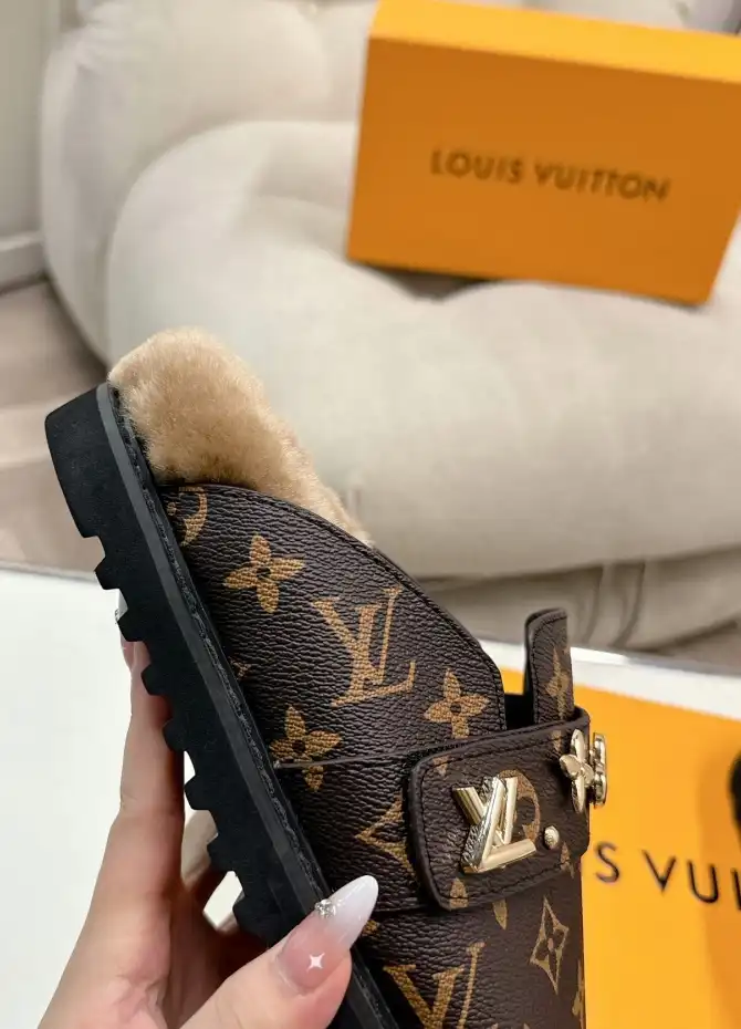 hype LV Slippers