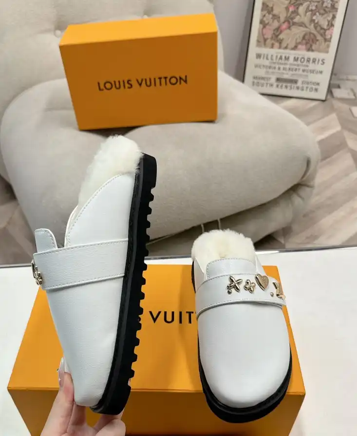 hype LV Slippers