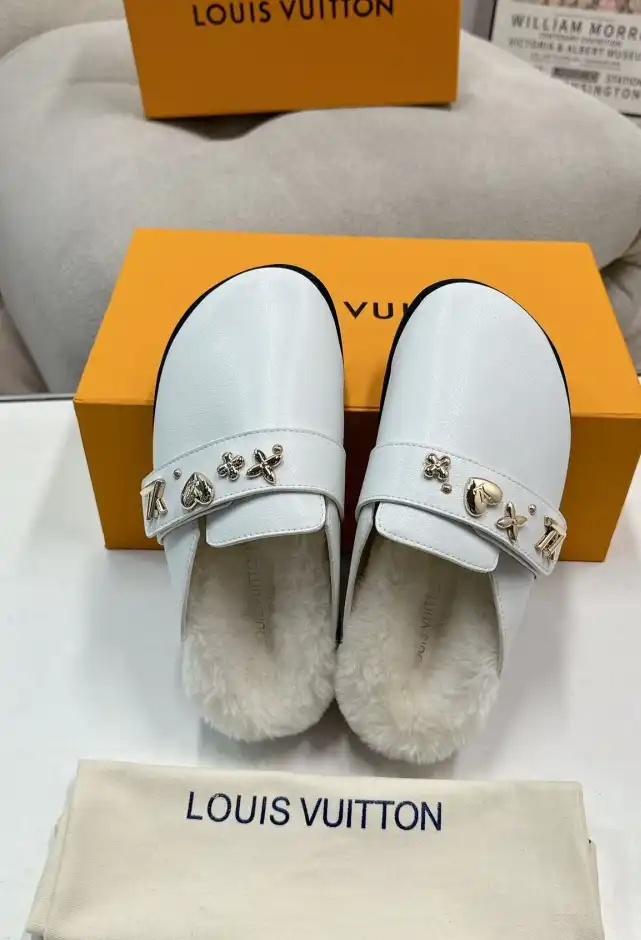 hype LV Slippers