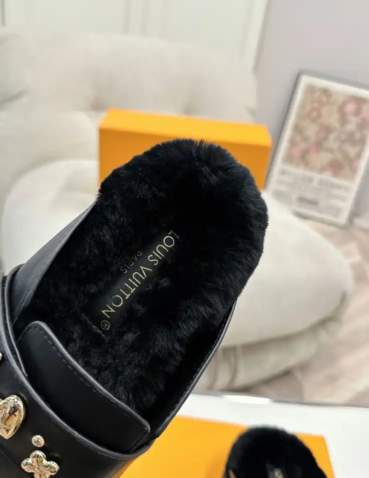 hype LV Slippers