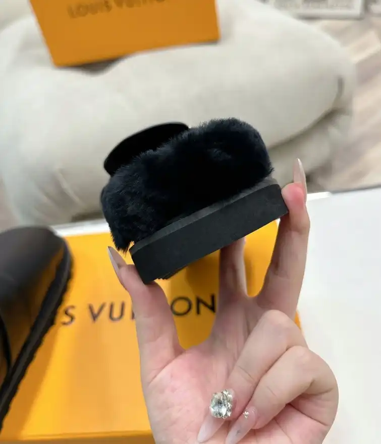 hype LV Slippers