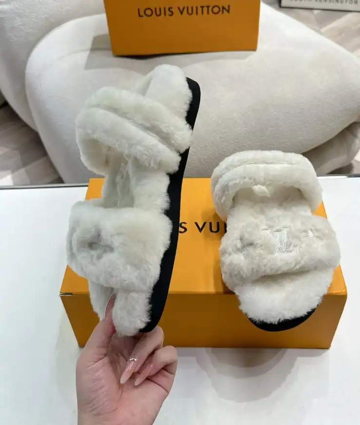 hype LV Slippers