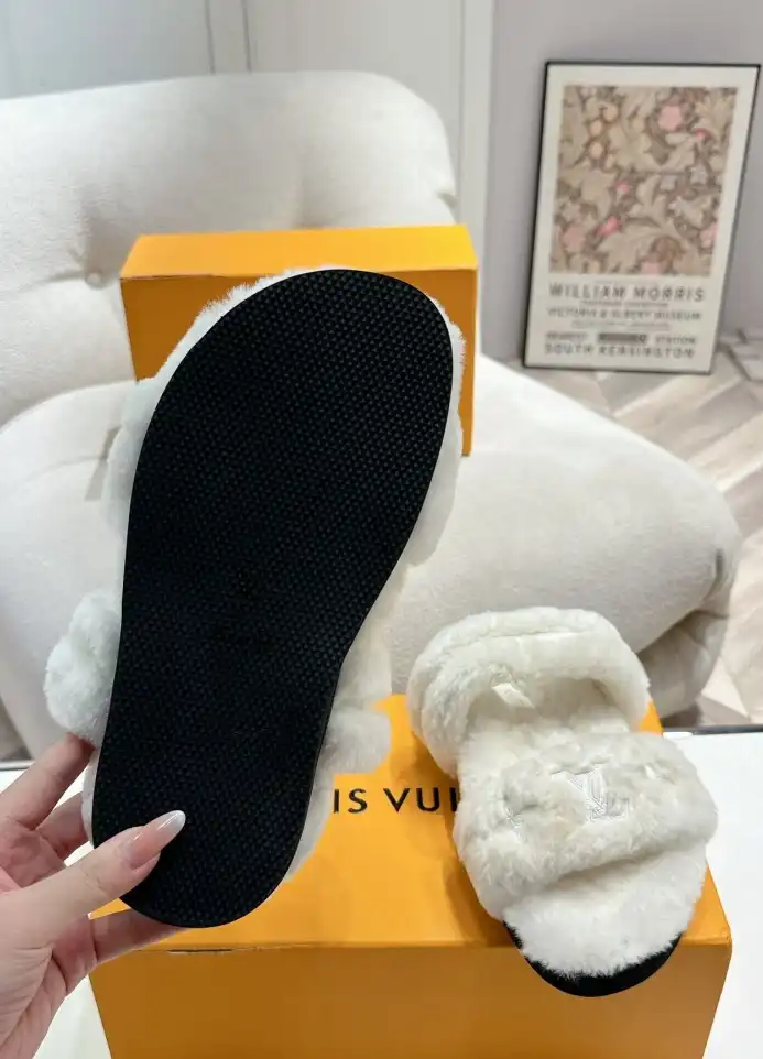 hype LV Slippers