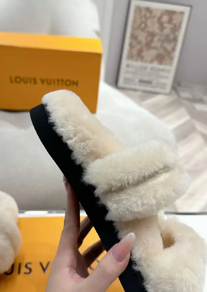 hype LV Slippers