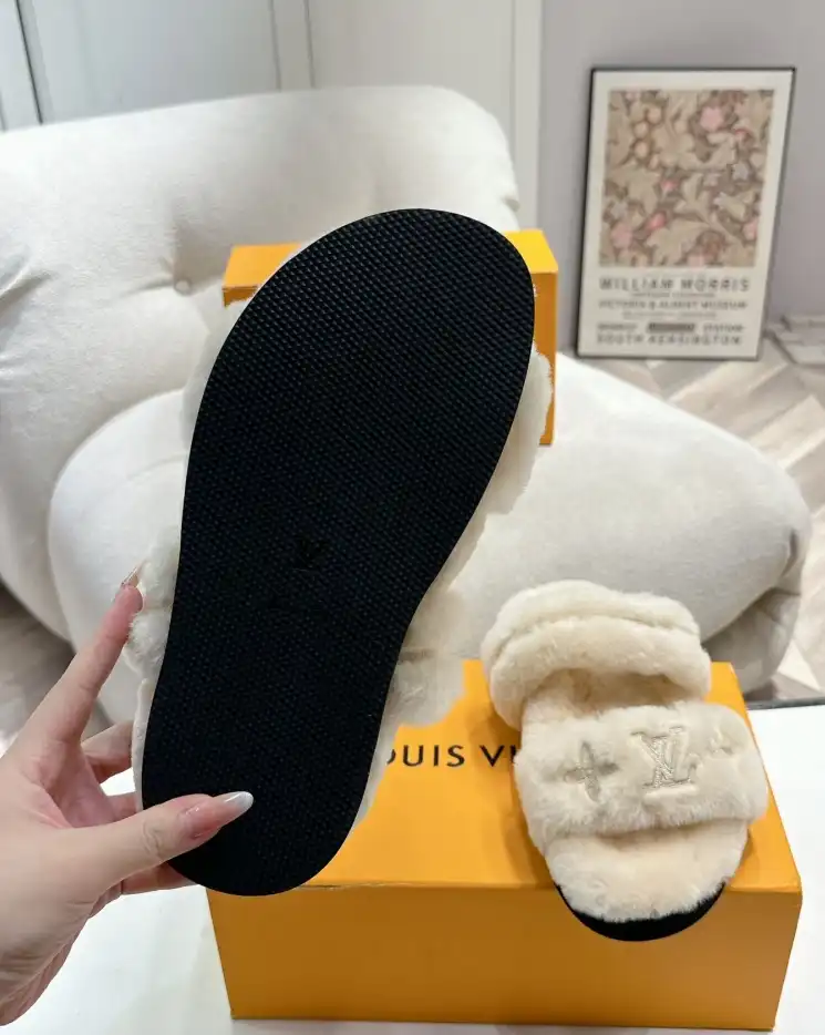 hype LV Slippers