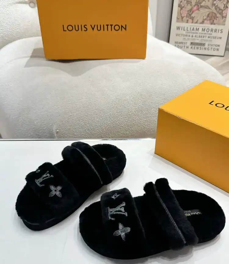 hype LV Slippers