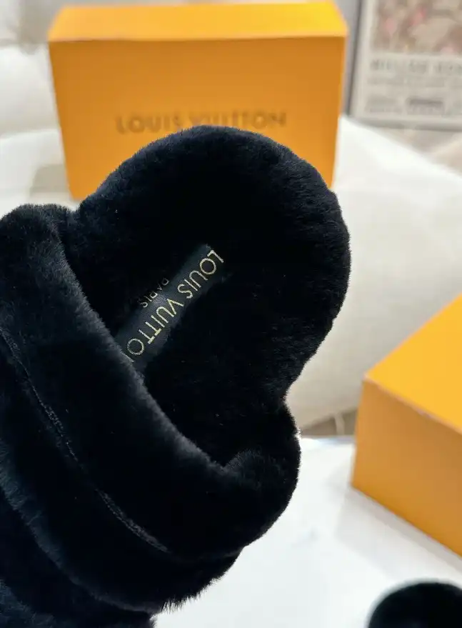 hype LV Slippers