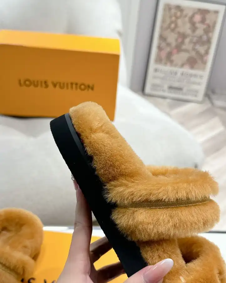 hype LV Slippers