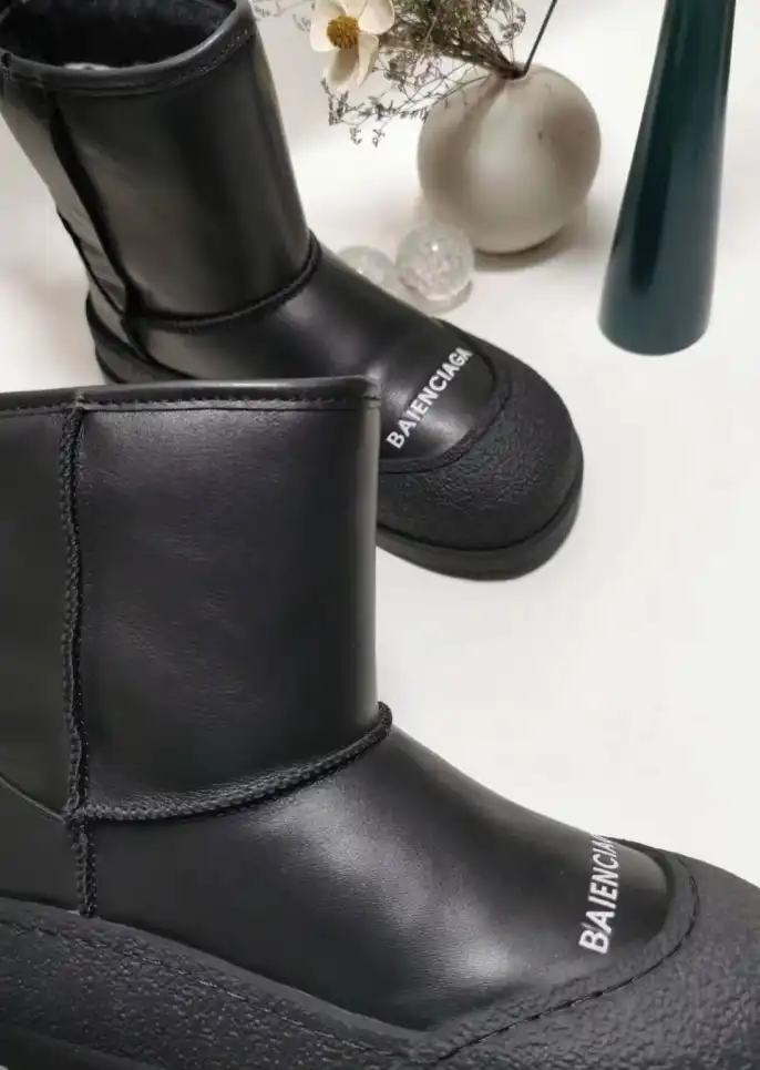 hype Balenciaga Boots