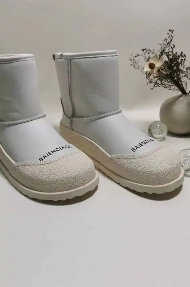 hype Balenciaga Boots