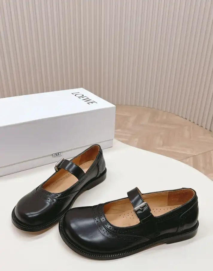 hype Loewe Leather Shoes