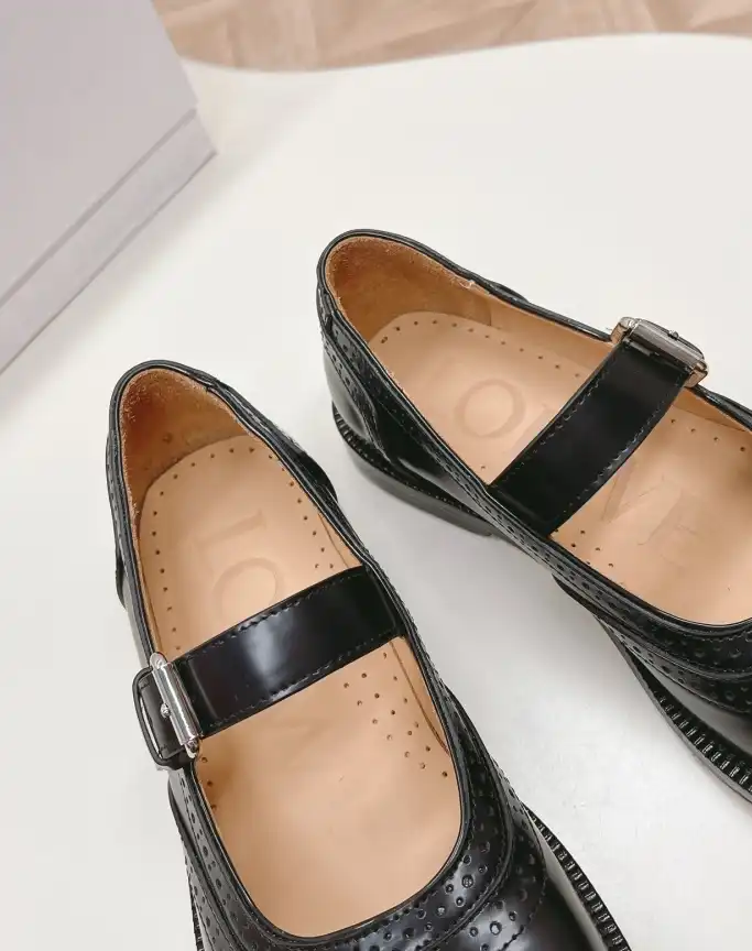 hype Loewe Leather Shoes