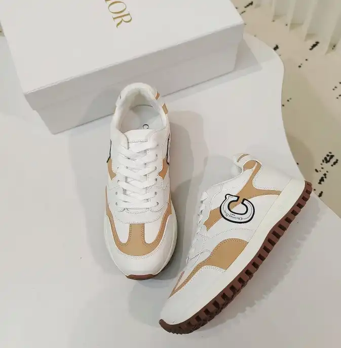 hype Christian Dior Sneakers