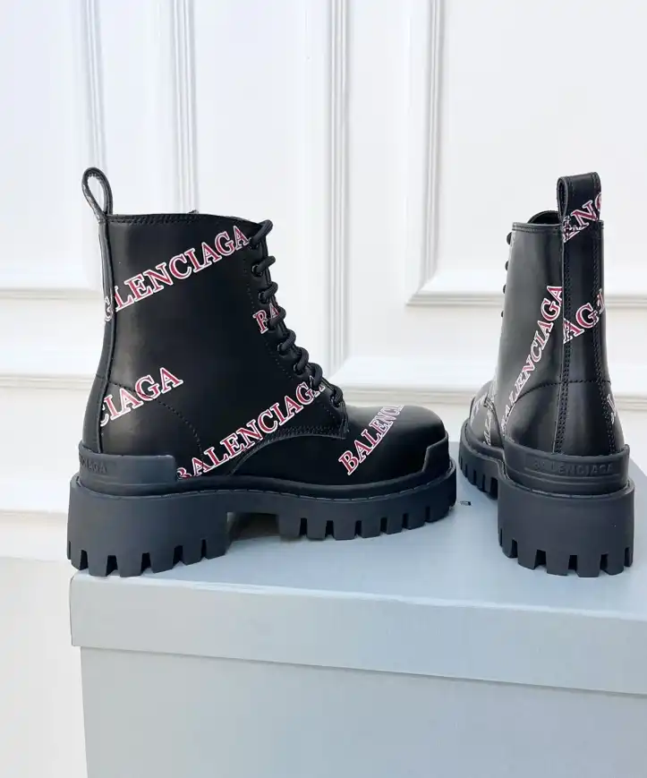 hype Balenciaga Boots