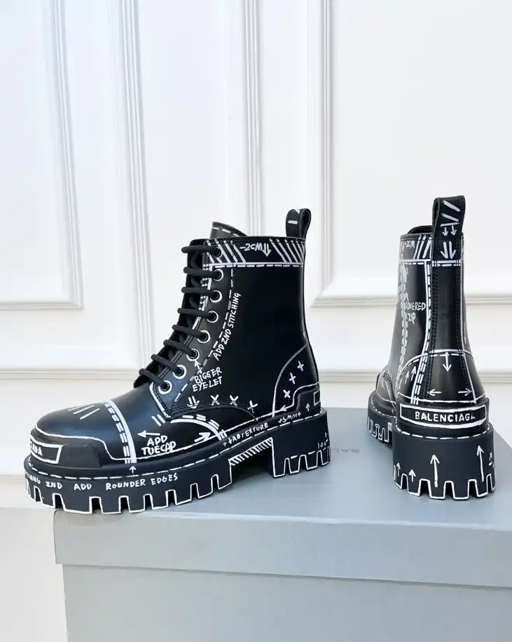 hype Balenciaga Boots