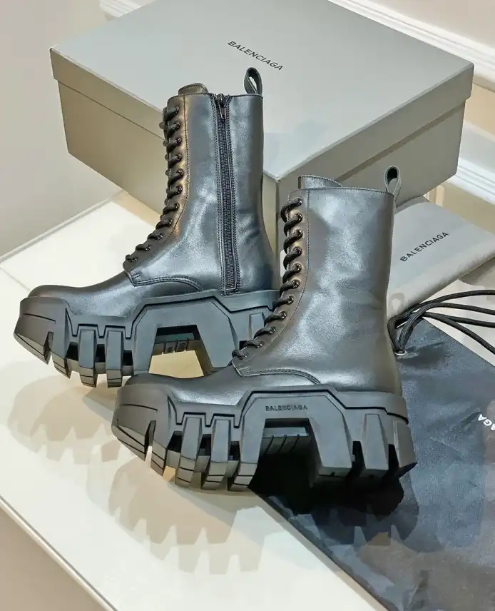 hype Balenciaga Boots