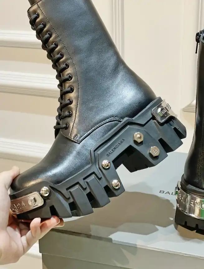 hype Balenciaga Boots