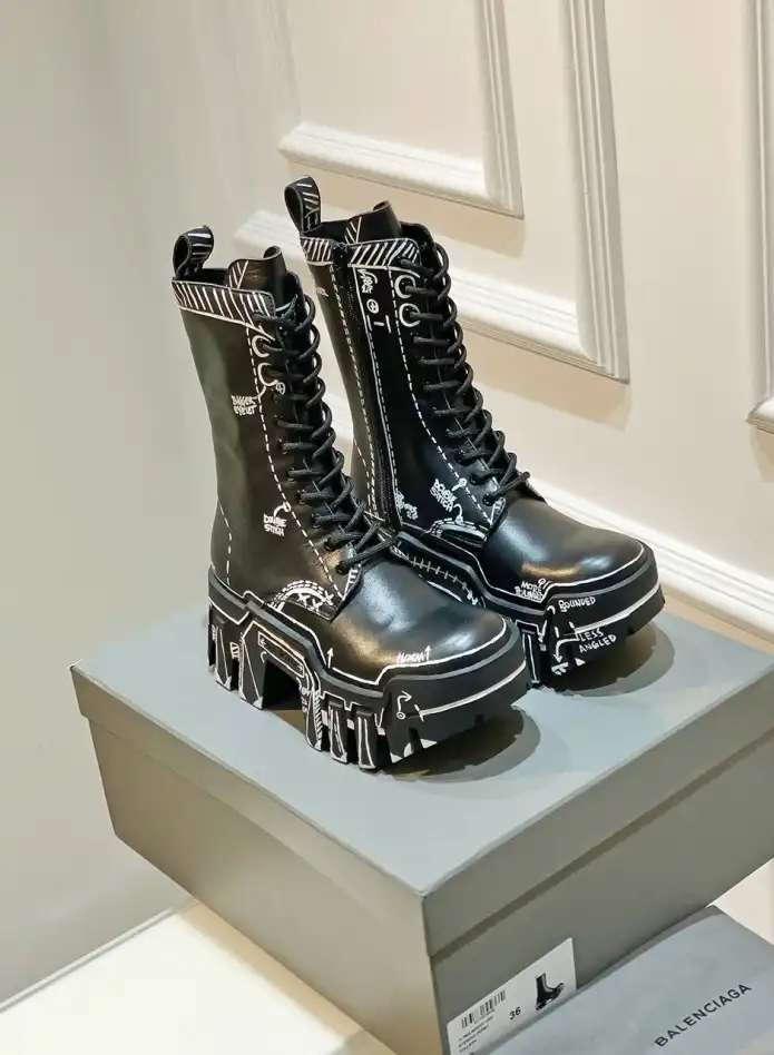 hype Balenciaga Boots