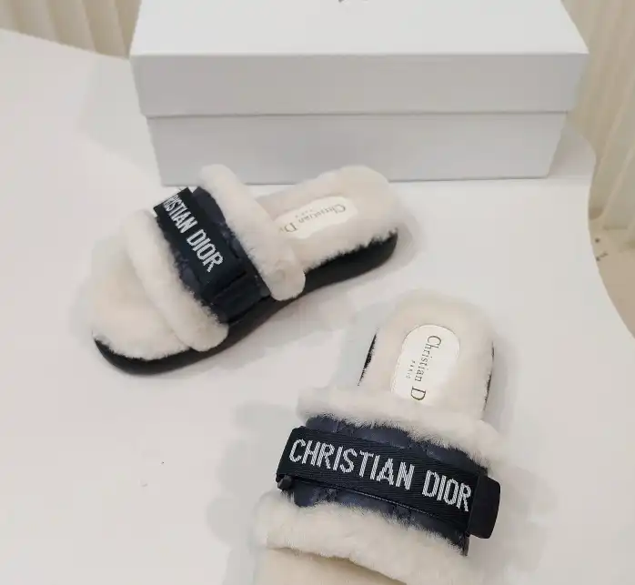 hype Christian Dior Slippers