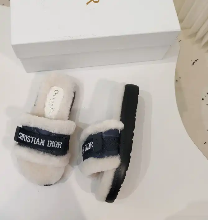 hype Christian Dior Slippers