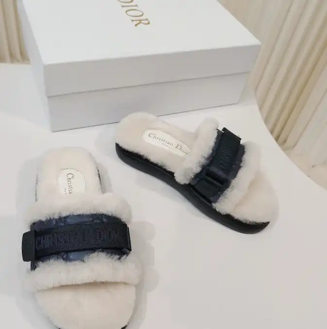 hype Christian Dior Slippers