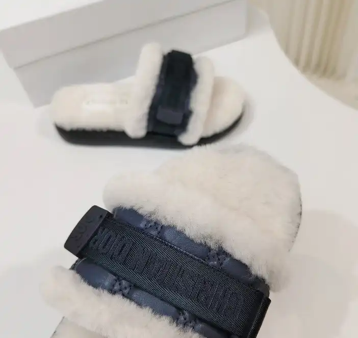 hype Christian Dior Slippers