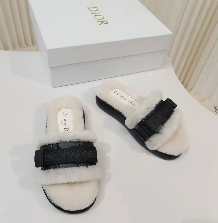 hype Christian Dior Slippers