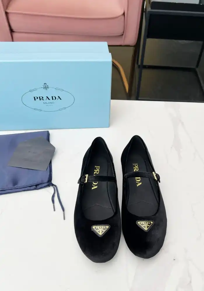 hype Prada flat shoes