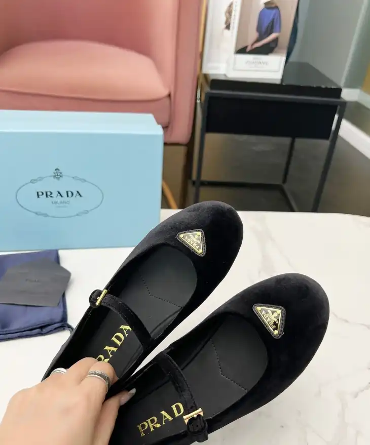 hype Prada flat shoes