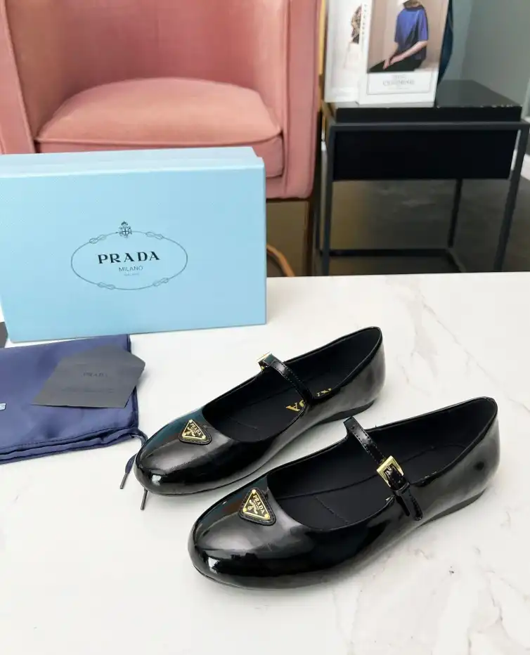 hype Prada flat shoes