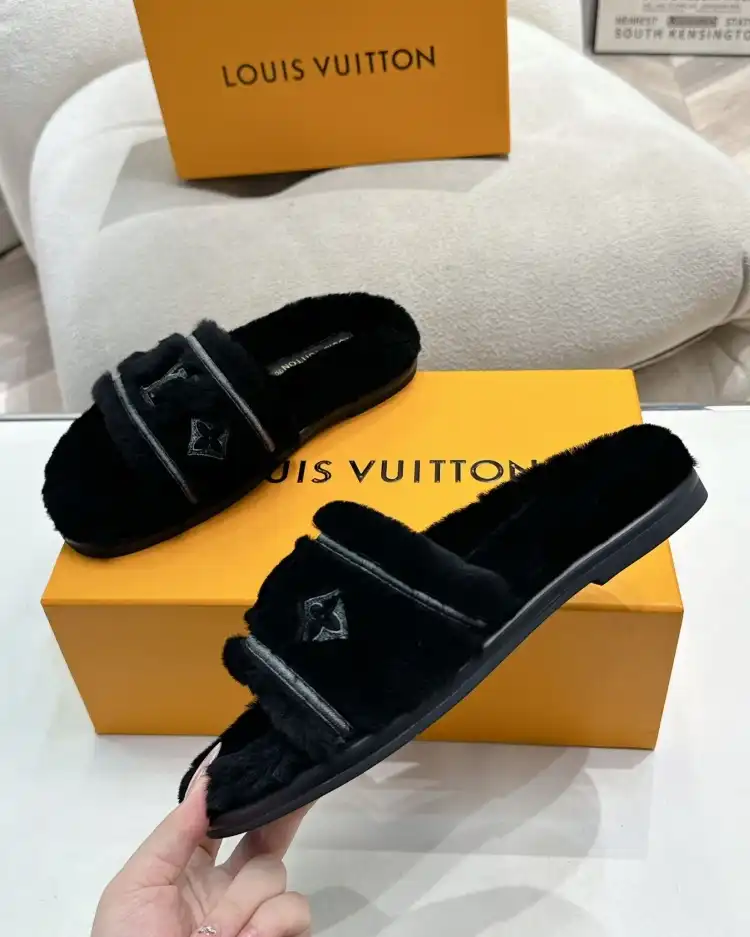 hype LV Slippers