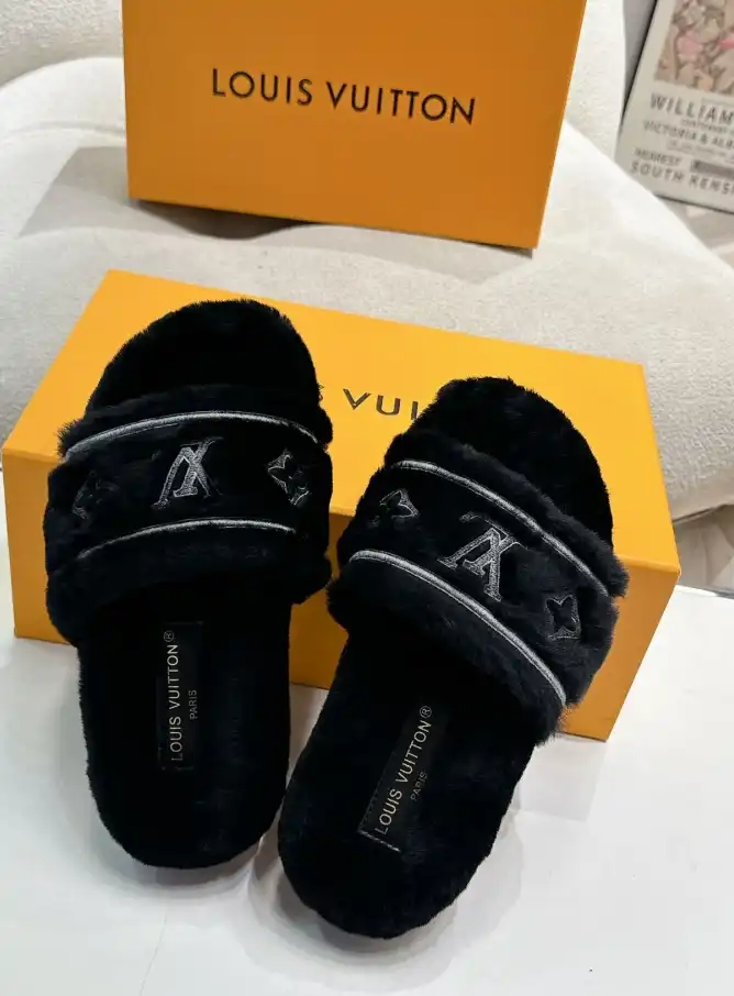 hype LV Slippers