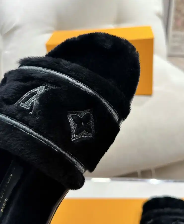 hype LV Slippers