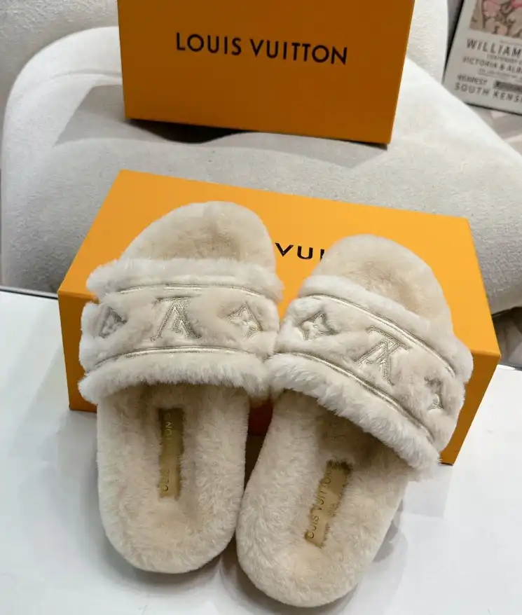 hype LV Slippers