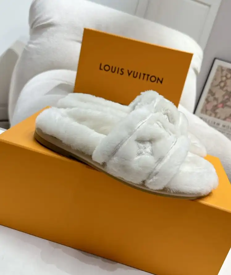 hype LV Slippers