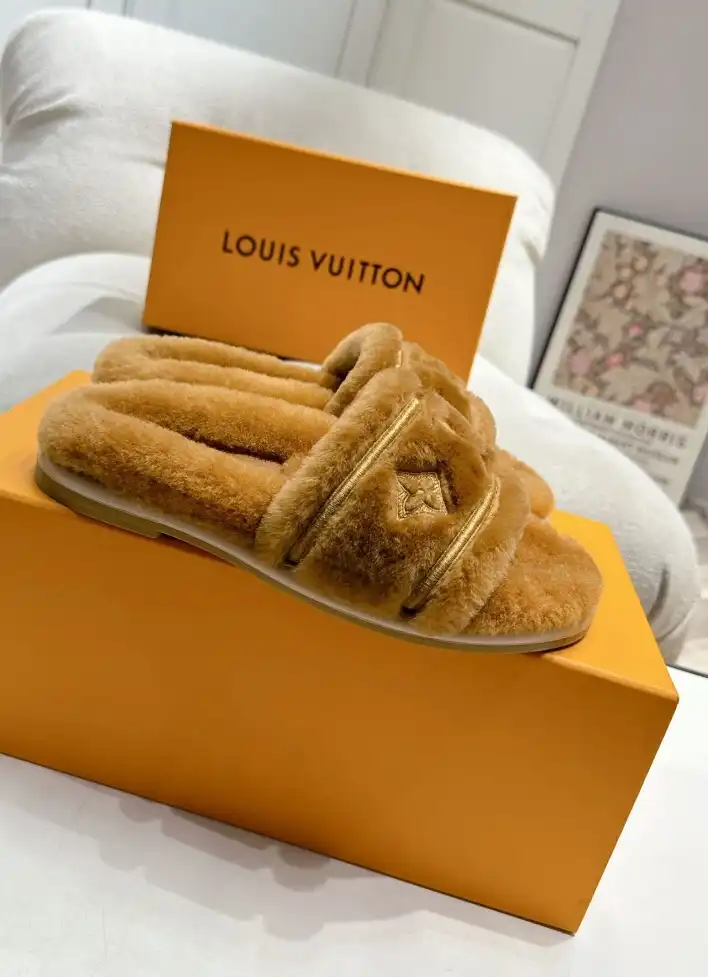 hype LV Slippers