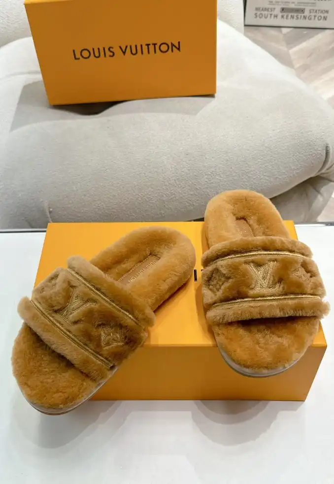 hype LV Slippers