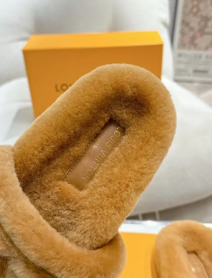 hype LV Slippers