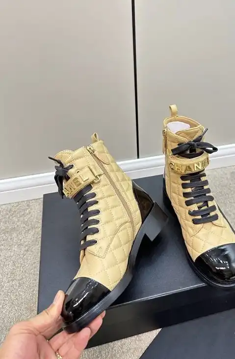 hype Chanel Boots