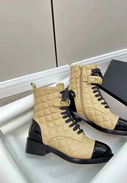 hype Chanel Boots