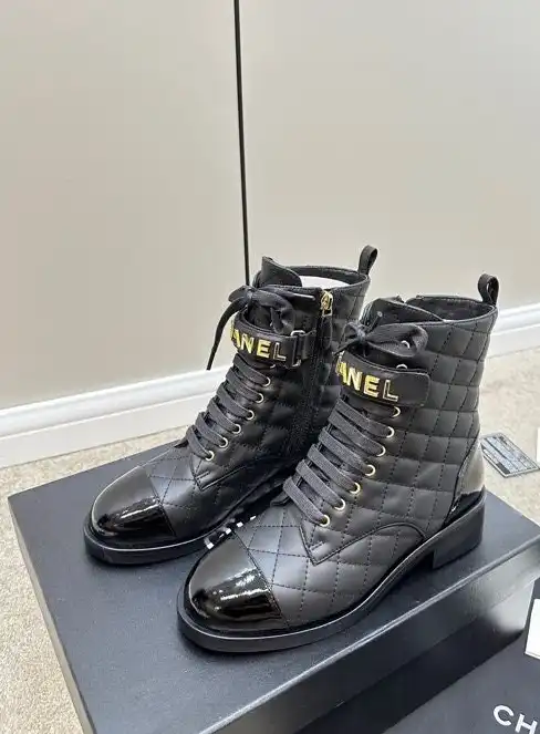 hype Chanel Boots