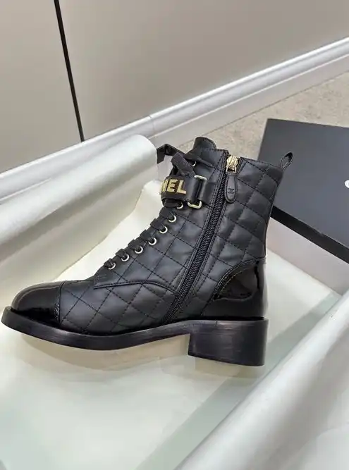 hype Chanel Boots